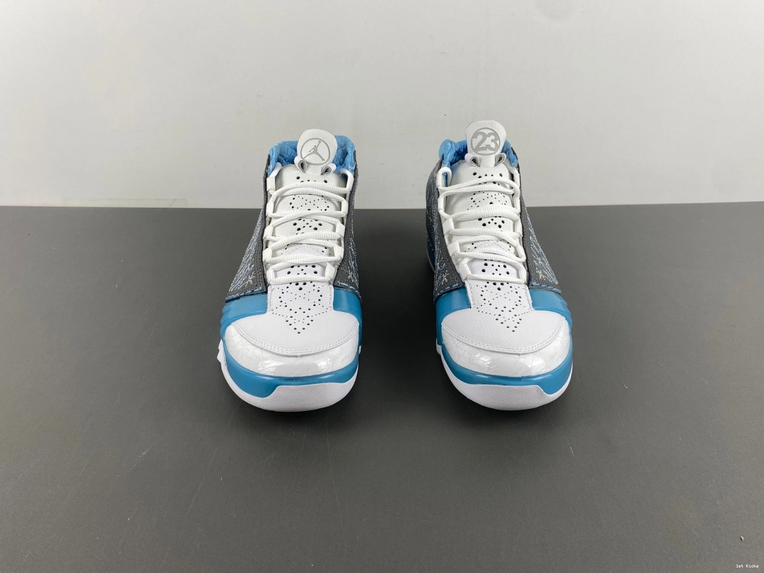 Premier Air 318474-151 23  Jordan 'Titanium'  0110